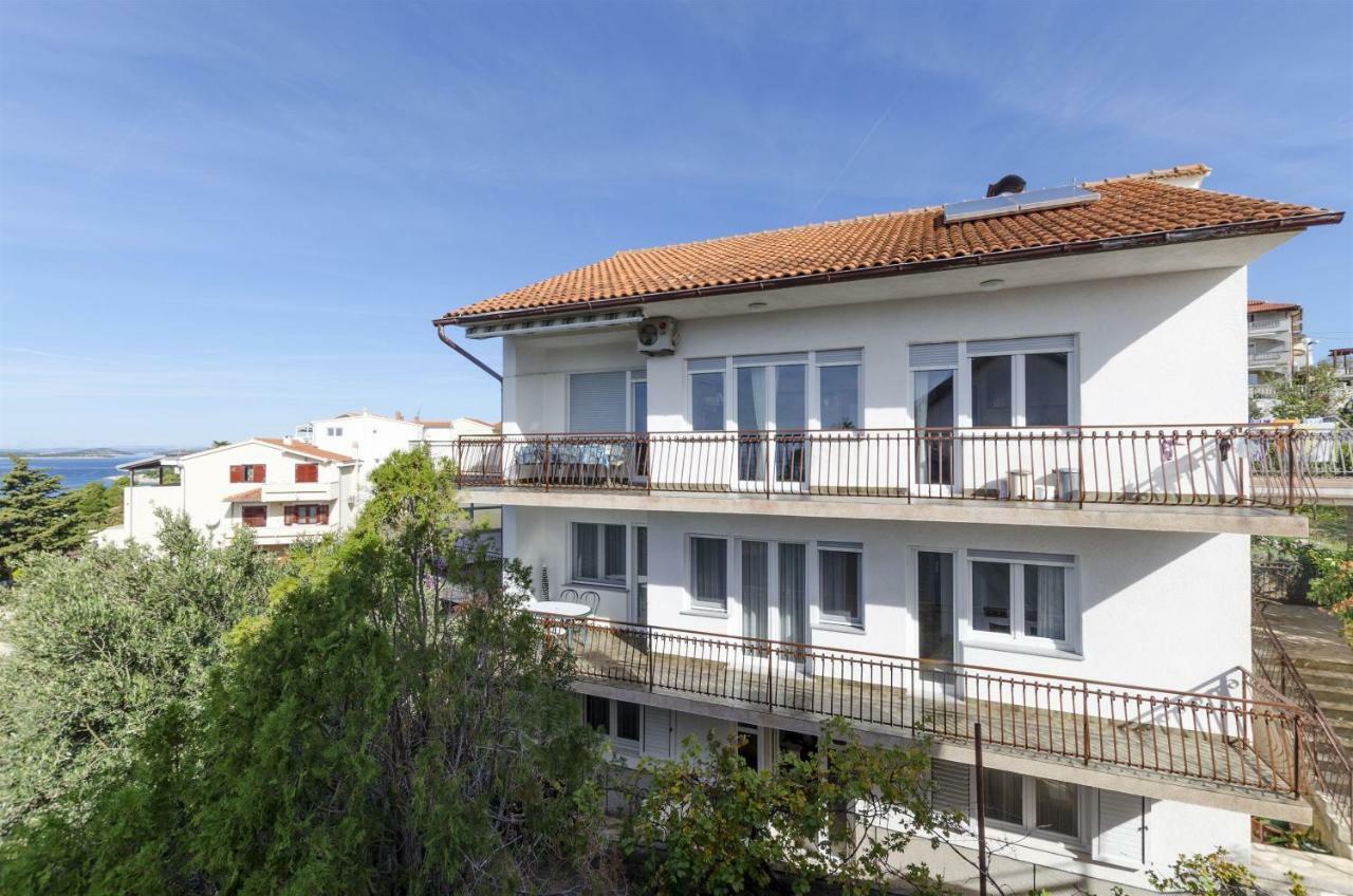 Apartments Karmela Primošten Dış mekan fotoğraf